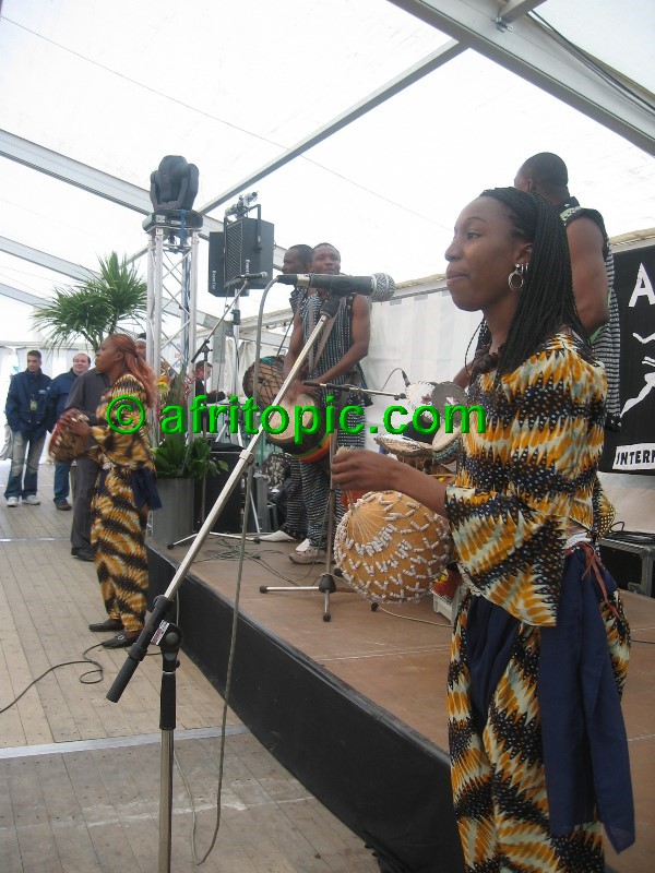 ../Images/afw2006c 200.jpg